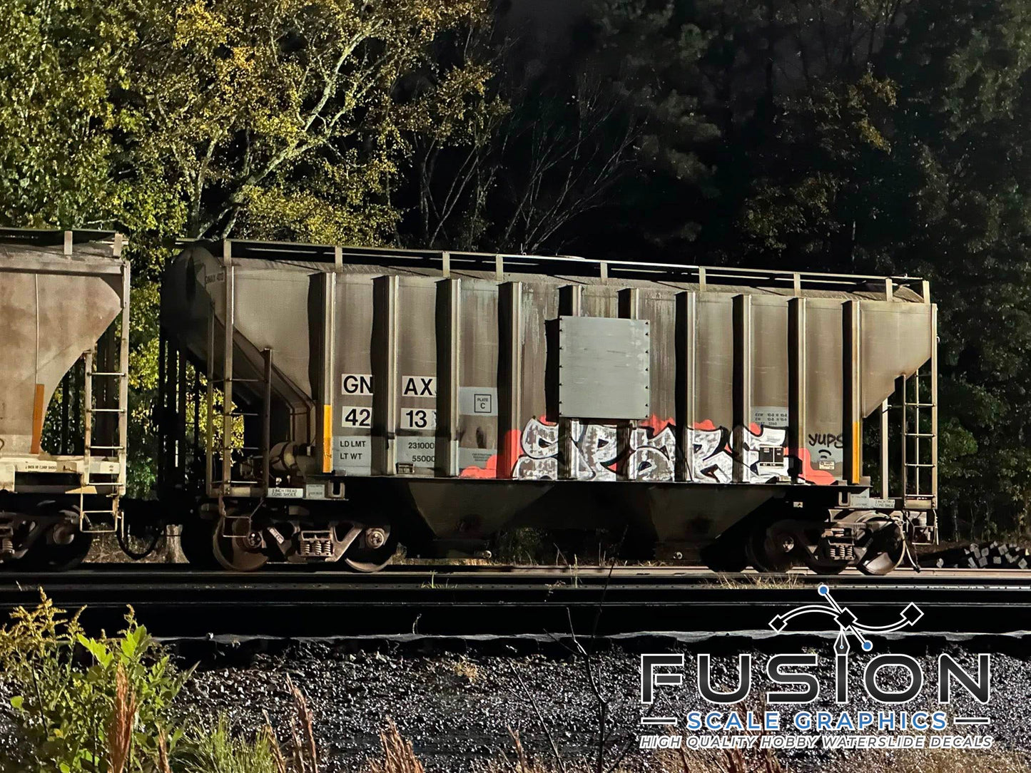 HO Scale GNAX Covered Hoppers Patching and Numbering Decal Set W/ White Patches