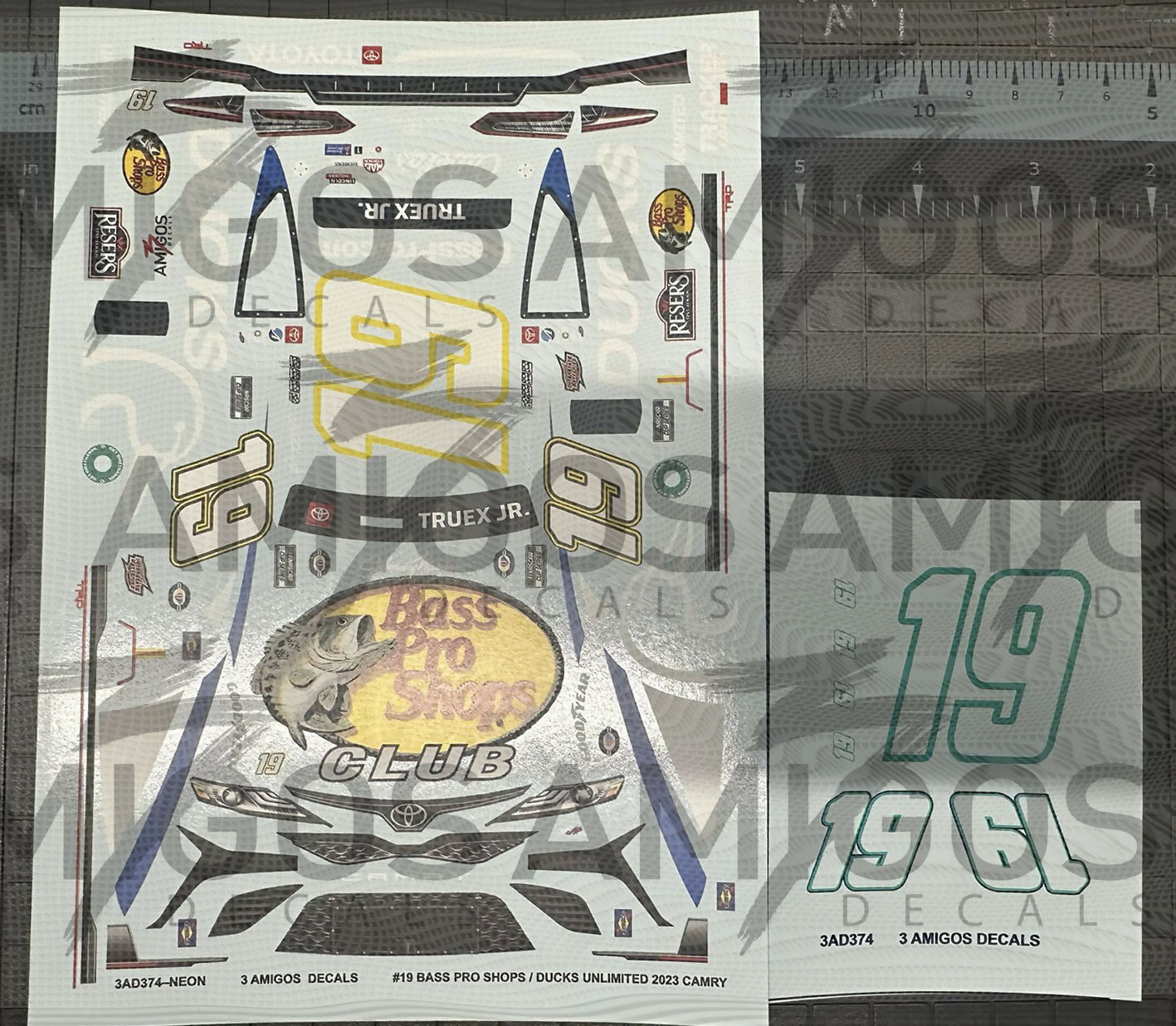 3 Amigos Decals #19 BASS PRO SHOPS/DUCKS UNLIMITED 2023 CAMRY Decal Set 1:24
