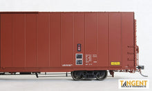 Load image into Gallery viewer, HO Scale Tangent 86&#39; High Cube Boxcar Southern